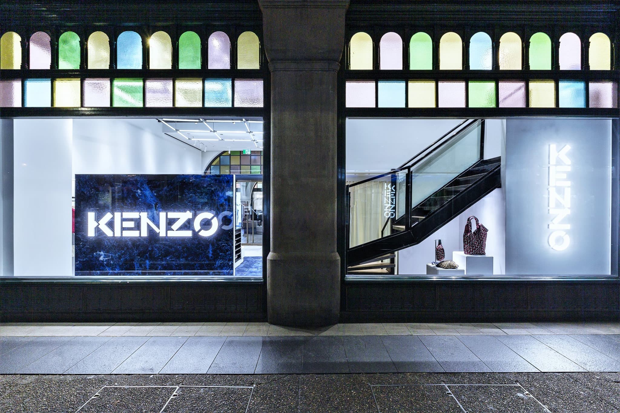 QVB_KENZO outside